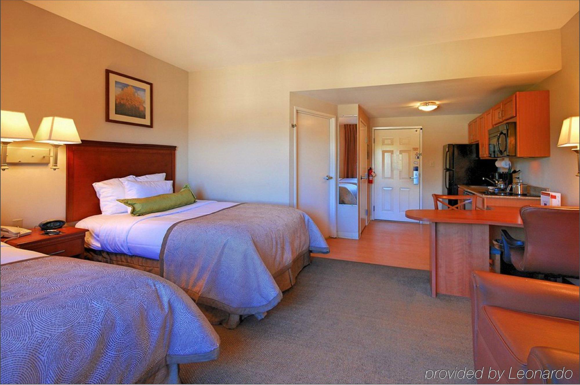 แคนเดิ้ลวูด สวีท เพิร์ล Hotel ภายนอก รูปภาพ